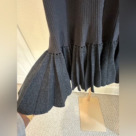 Alaïa black ribbed knit sleeveless fit-and-flare mini dress Sz 42 GREAT Conditio - Picture 4 of 8